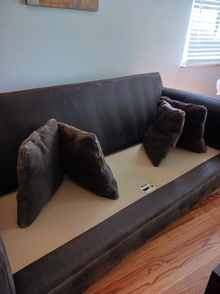 Sofa Cleaning in Reading, OH (3)
