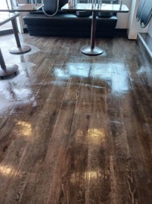 Floor Cleaning Service in Reading, OH (2)