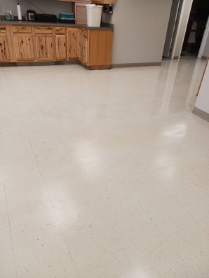 Commercial Floor Strip & Wax in Harrison, OH (2)