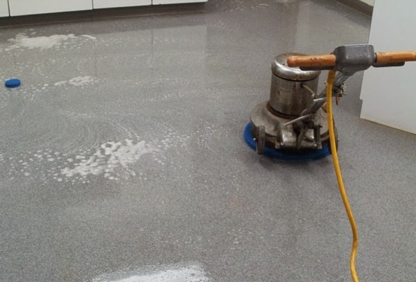 Floor Cleaning Service in Cincinnati, OH (1)